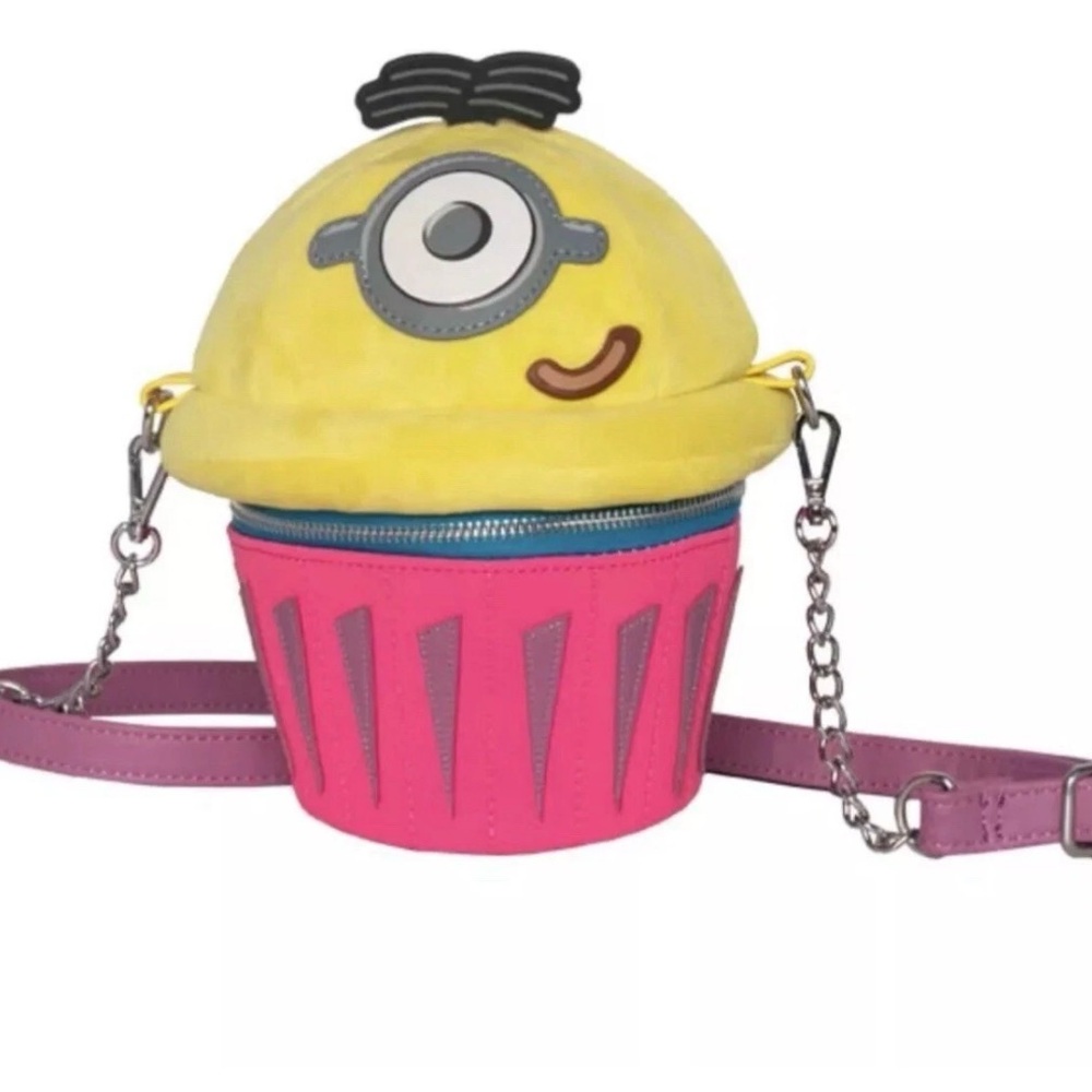 Despicable Me Minion Cupcake Body Purse Loungefly | Universal Studios